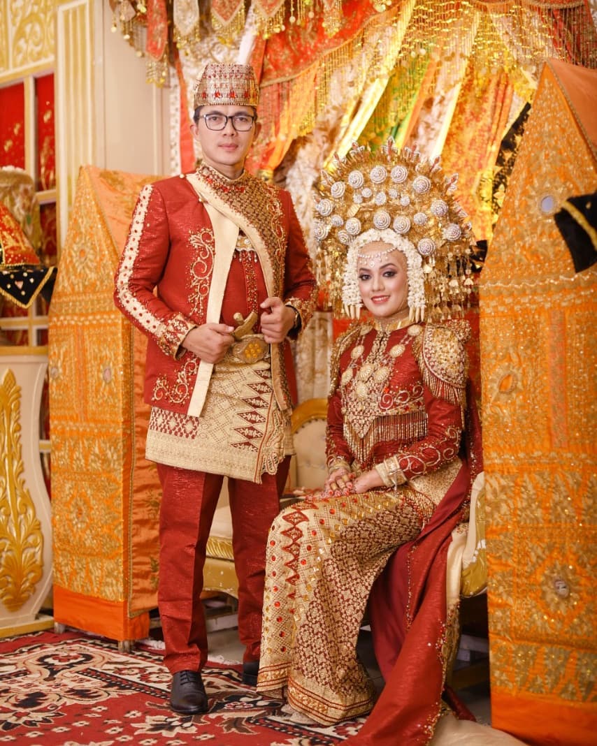 Jual Baju  Pengantin  Adat  Minangkabau  Terbaik di Padang